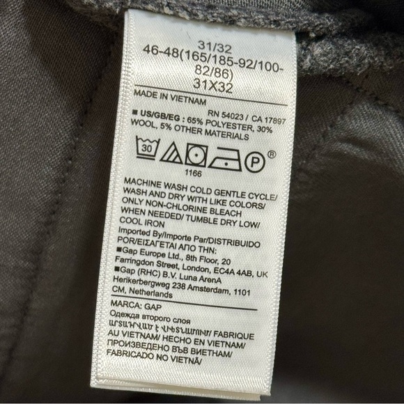 NWT! GAP Men’s Wool Blend Plaid Relaxed Trousers Pants Size 31x32 - Picture 7 of 9